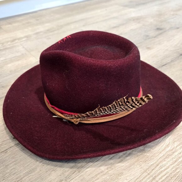 Wyeth jared in wine Burgundy Wool Fedora Hat With Feather Accent main image 4
